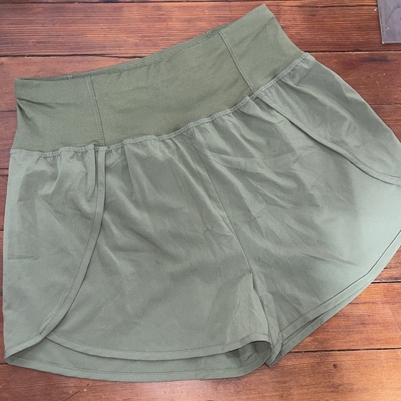 Zenana Outfitters Pants - Zenana brand shorts women’s XL